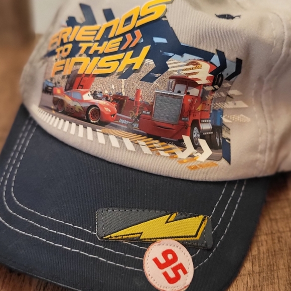 Retro Cars kids/toddler hat Disney - Picture 2 of 5